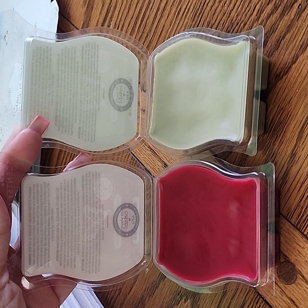 NIB Scentsy Wax Bundle - Picture 4 of 5